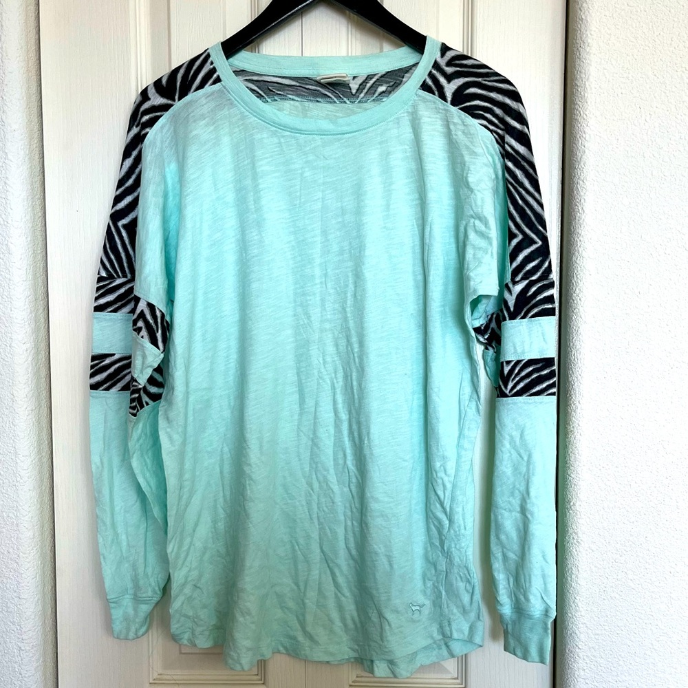 EUC Victoria’s Secret PINK Shirt